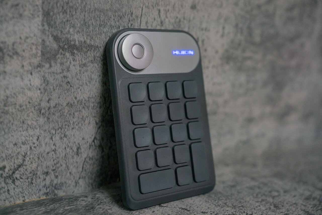HUION Keydial mini KD100 左手デバイス