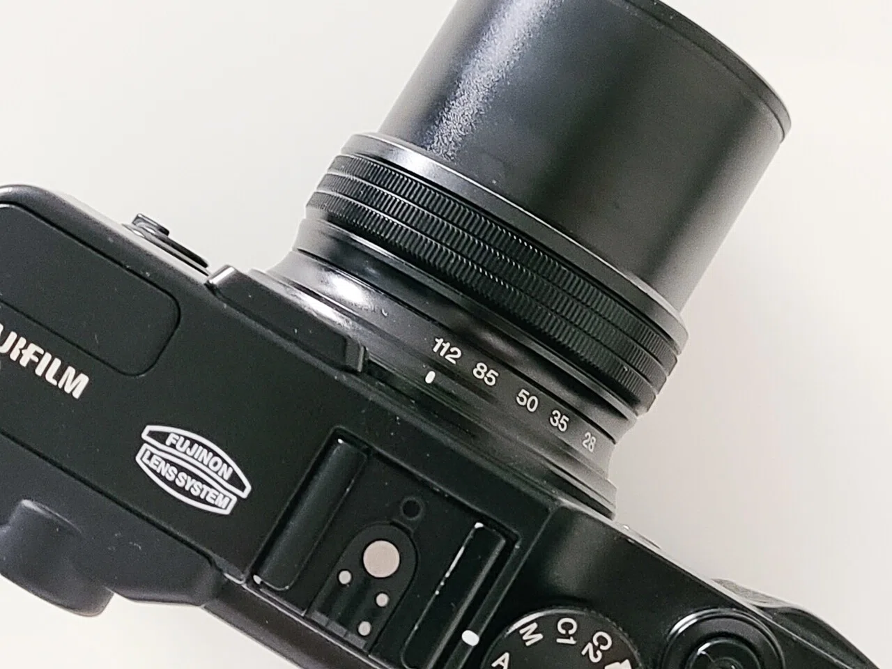 いまさらですが、FUJIFILMのコンデジX10をお迎え。｜©︎Reo Kobayashi