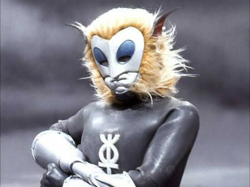 日本が沈没する時、獅子の瞳が輝いて｜ウルトラマンサイエンスラボ