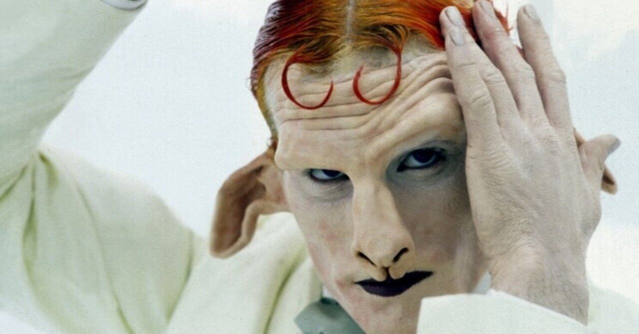 アート界のカリスマ：マシュー・バーニーの全体像を考える（評