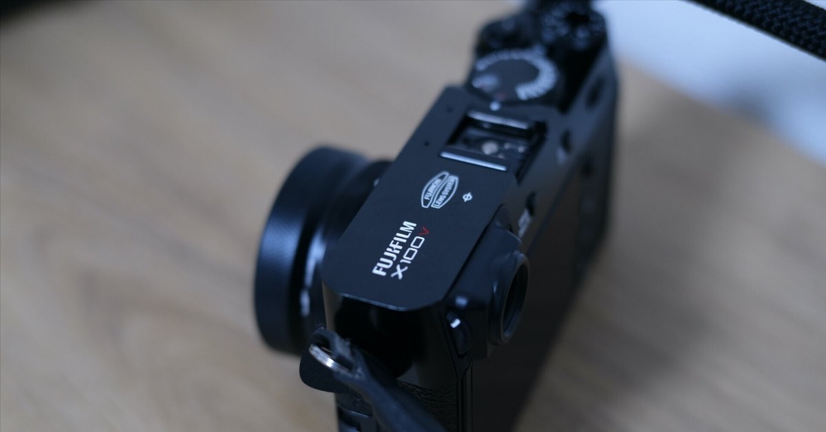 Leica X100 フィルムカメラ ライカに擬態するコンデジ「富士フイルム X100」 | ひふみー