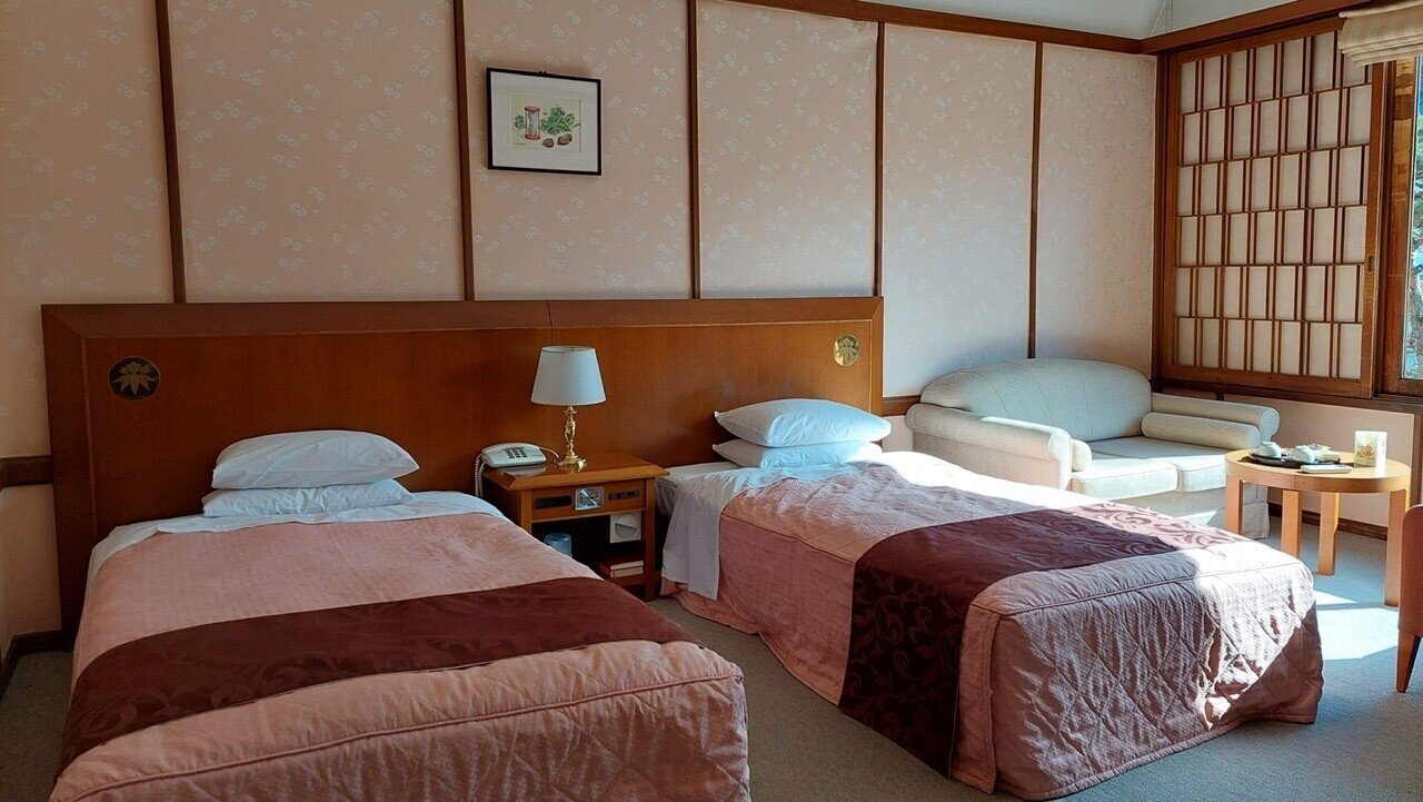 日光金谷ホテル 宿泊券 メーカー直送品 チケット | bca.edu.gr