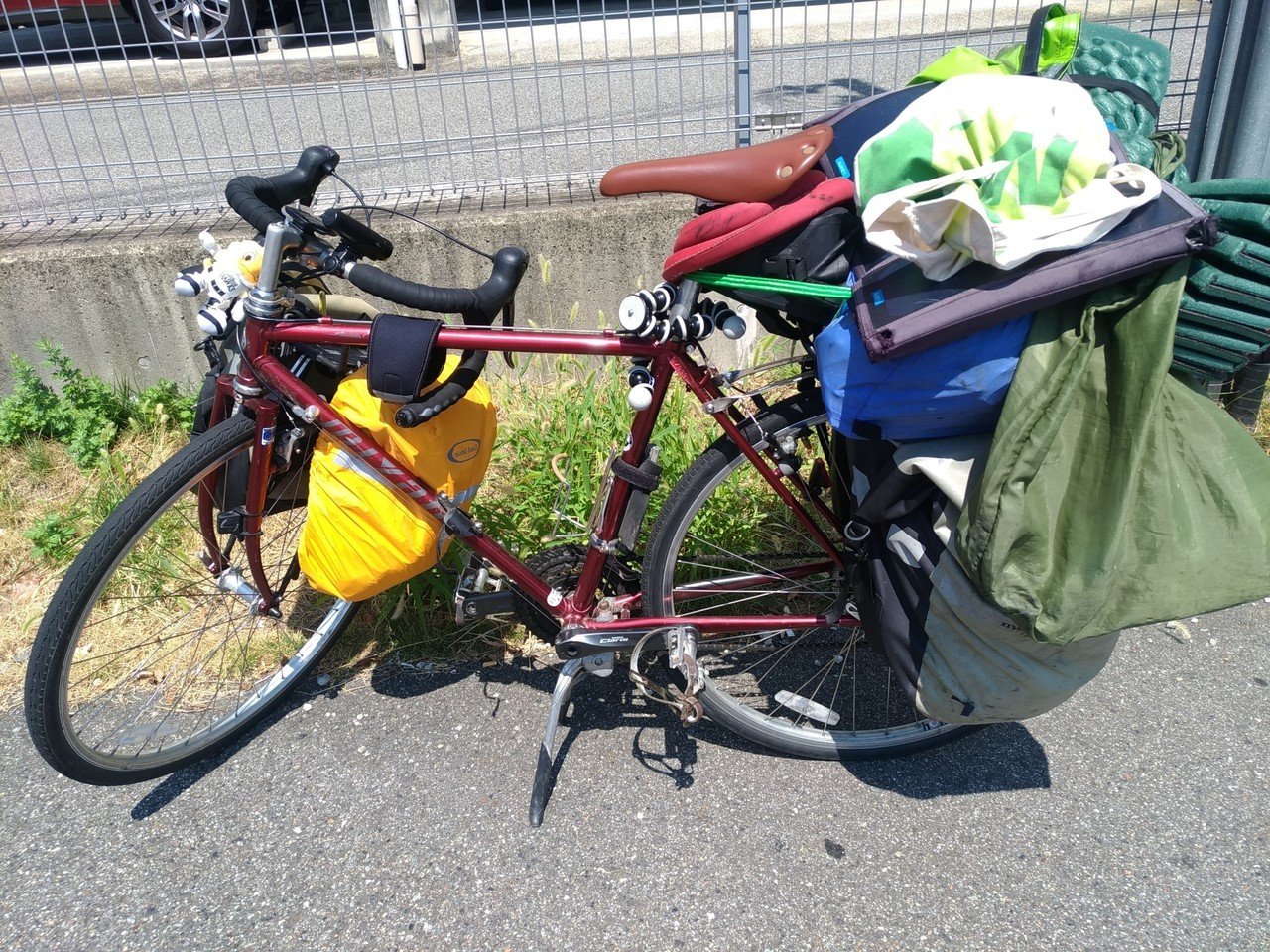 自転車旅は、 お酒が美味しい居酒屋なのに車の運転をしないといけない 
