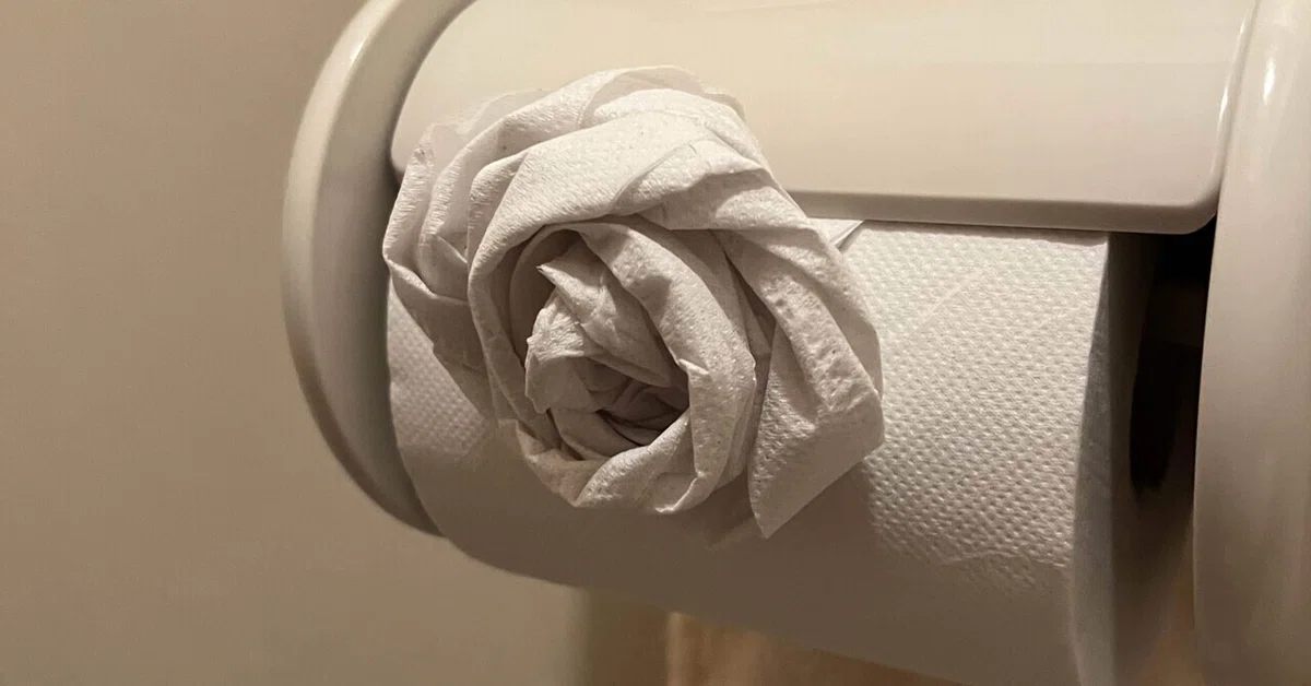 トイレットペーパーでバラを折ってみよう！Toilet paper origami rose 
