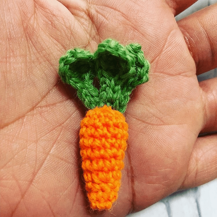 ニンジンのあみぐるみの編み方｜myccrochet