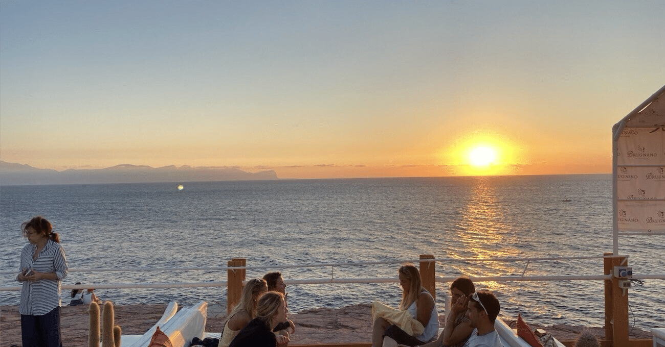 未来への名言213 汝の主観的な原則が普遍的な法則となることを求める意志に従って行動せよ イマニュエル カント タイムシフト研究所 フューチャー レディネス ラーニング Note 未来への名言213 汝の主観的な原則が普遍的な法則となることを求める意志に従って行動せよ イマニュエル カント タイムシフト研究所 フューチャー レディネス ラーニング Note