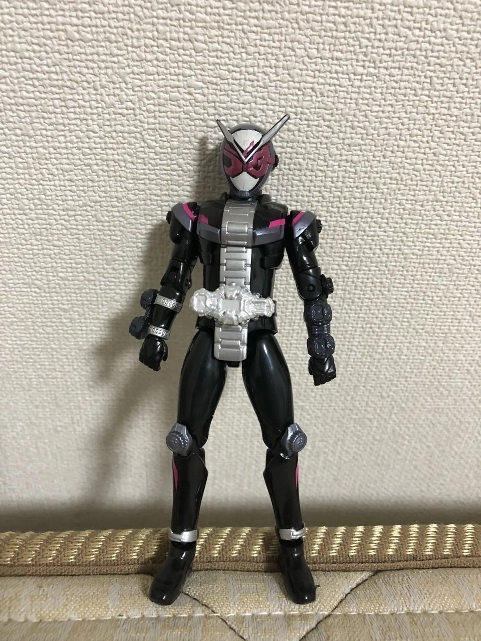 ボーイズトイフィギュア新シリーズ ライダーキックスフィギュア 仮面