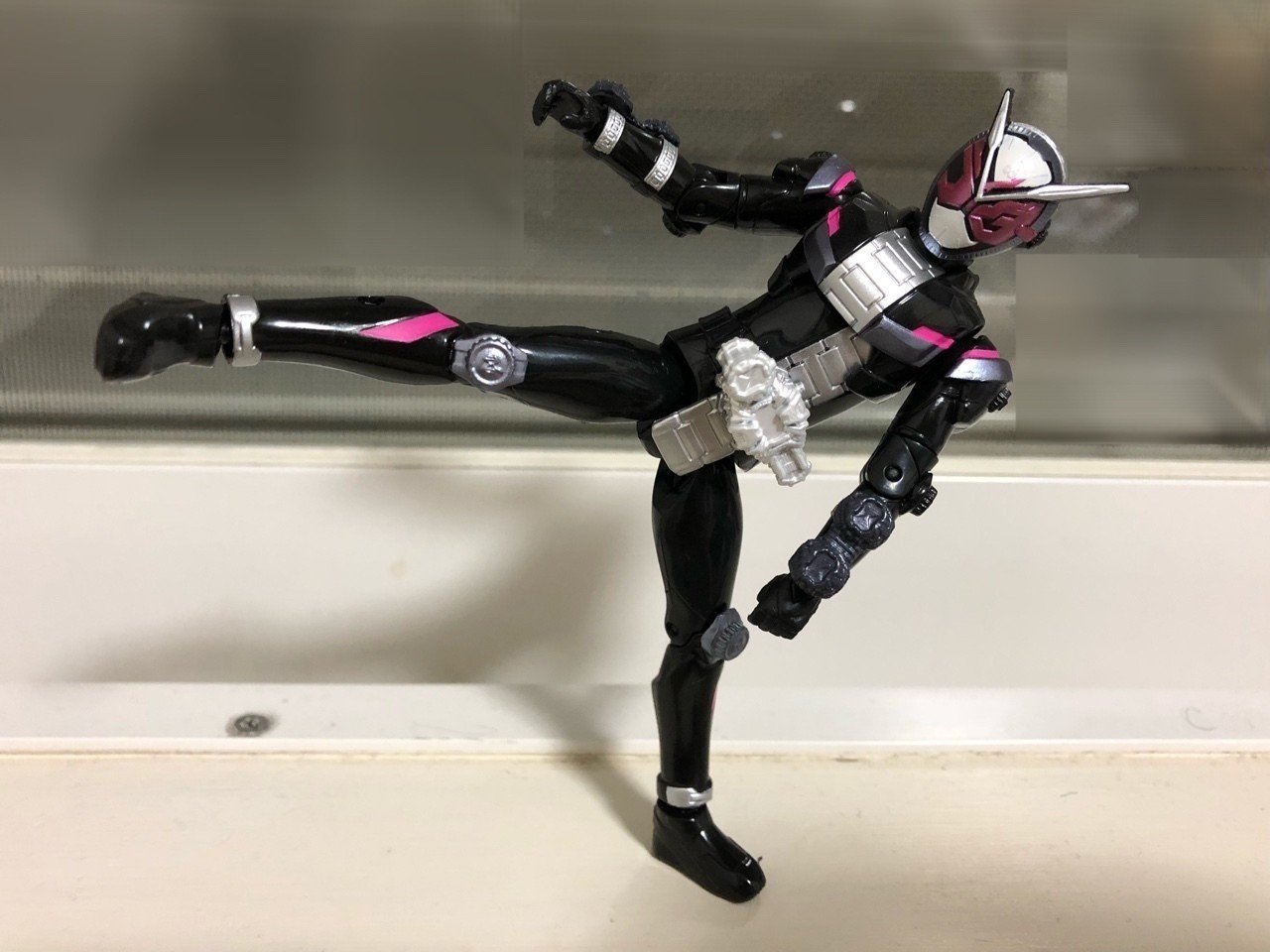 ボーイズトイフィギュア新シリーズ ライダーキックスフィギュア 仮面