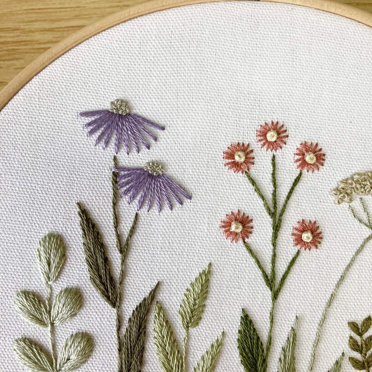 専用ページ、素敵な刺繍の布地 楽天市場】送料無料 幅120cm 90cm単位 生地 布 綿麻生地 刺繍