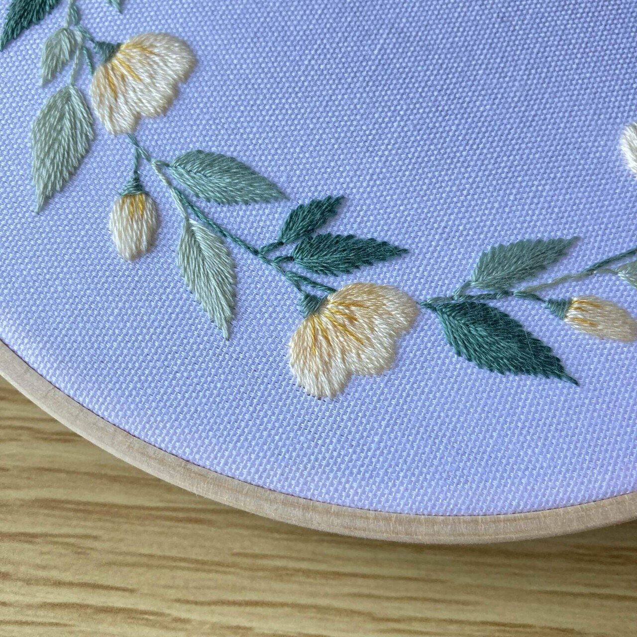 PDF図案「円かなる新葉」｜はなこまち/刺繍作家