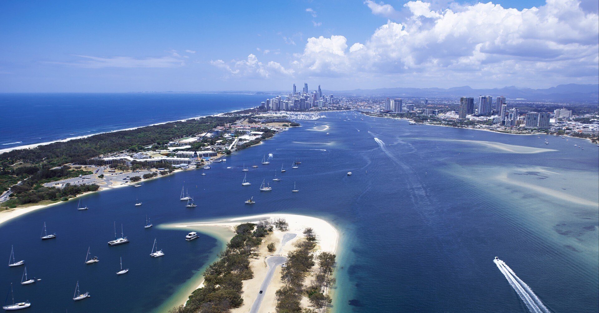 5月の壁紙 ゴールドコースト オーストラリア 毎月更新 海の壁紙 ヤマハ発動機 海の時間です 5月の壁紙 ゴールドコースト オーストラリア 毎月更新 海の壁紙 ヤマハ発動機 海の時間です