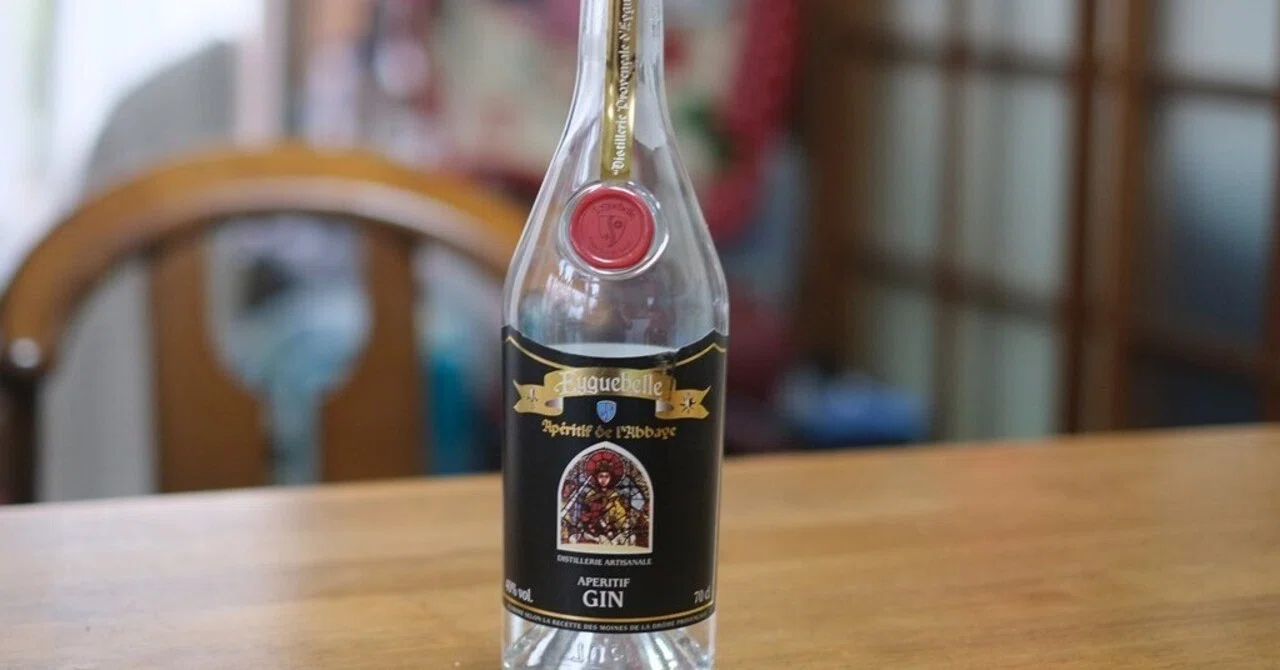 2エギュベル・ジン（Eyguebelle GIN）｜あき