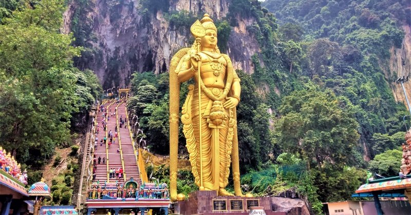 東南アジアの風景 (145) マレーシア｜ヒンドゥーの洞窟寺院バトゥーケイブ
