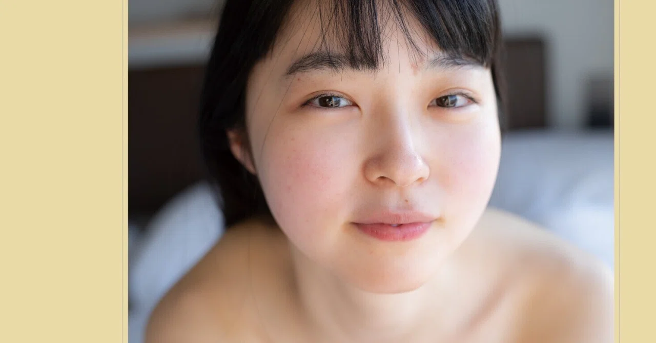青山裕企 写真集『少女礼讃{Naked}特装版』&写真展開催のお知らせ 青山裕企 写真集『少女礼讃{Naked}特装版』&写真展開催のお知らせ