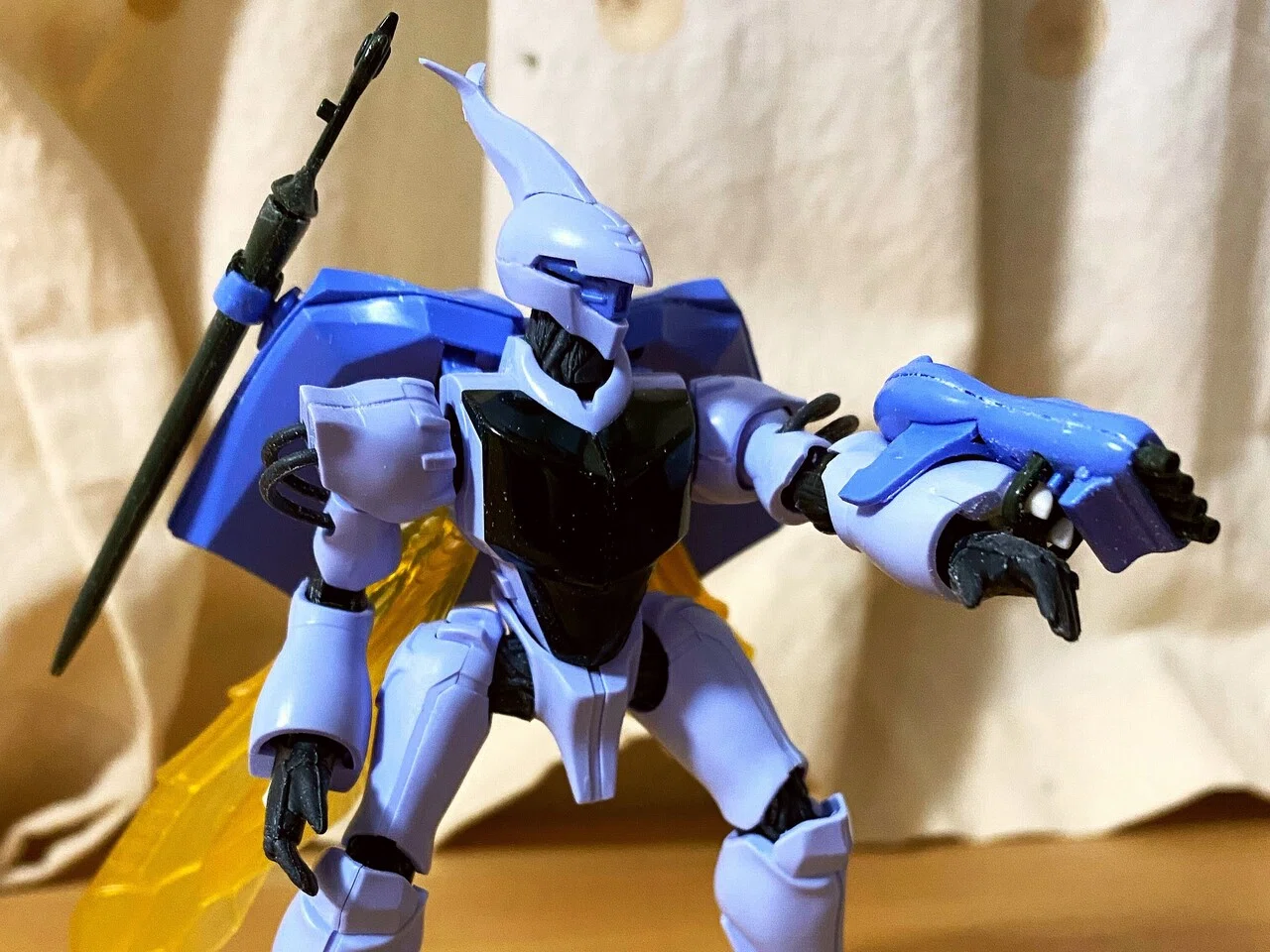 旧キットに片足を突っ込んでいるHGダンバインを作る｜nyapoona
