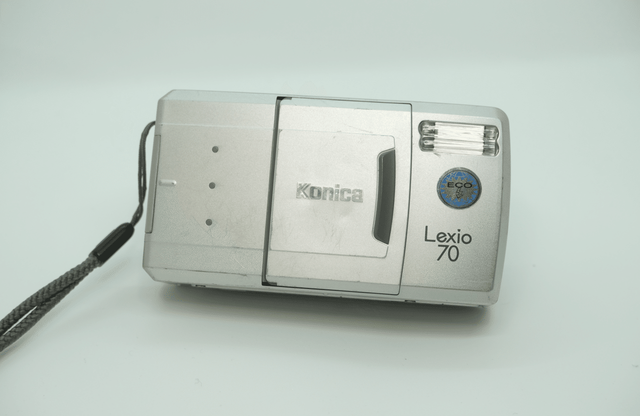 レトロポップカメラ入門 第五話 フィルムカメラ後期に出た「誠実」な レトロポップカメラ入門 第五話 フィルムカメラ後期に出た「誠実」な