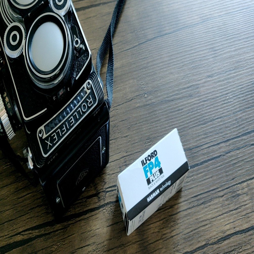 クラッシックなフィルムILFORD FP4 PLUSの写りを再確認。| Rolleiflex
