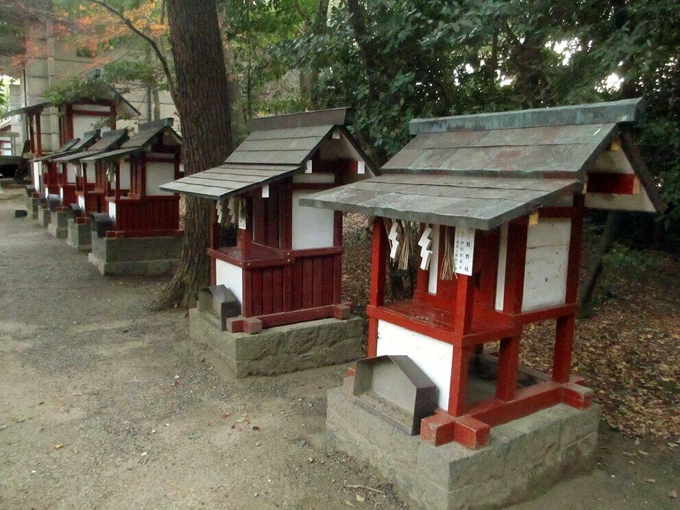 4津島神社末社熊野社群