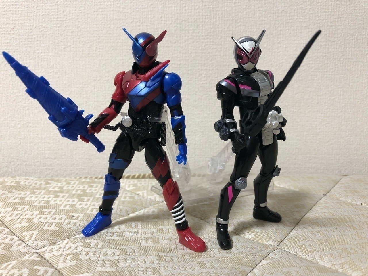 首可動！胸可動！ライダーキックスフィギュア 仮面ライダービルド