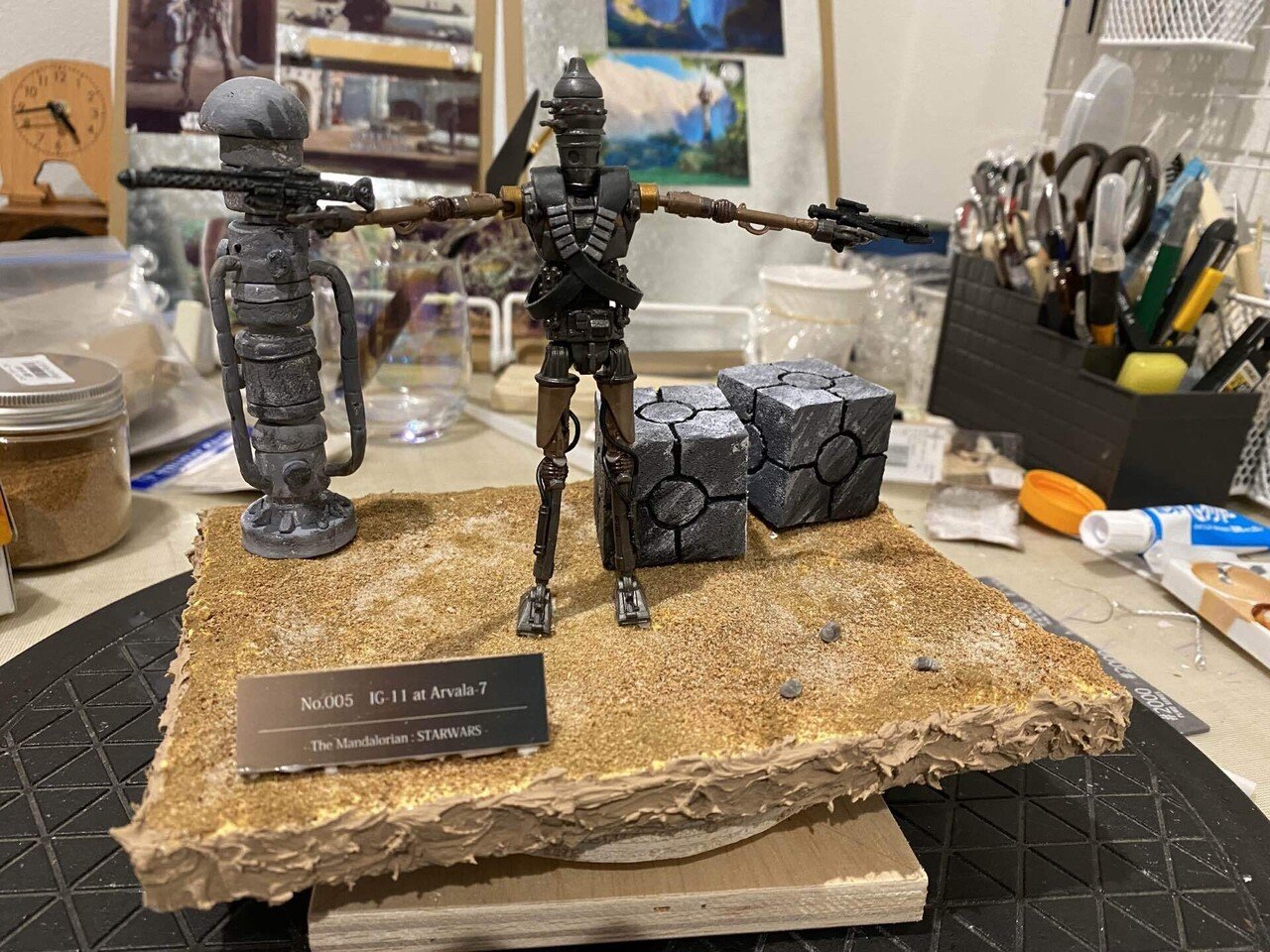 スターウォーズ「マンダロリアン」に出てくるIG-11のフィギュア