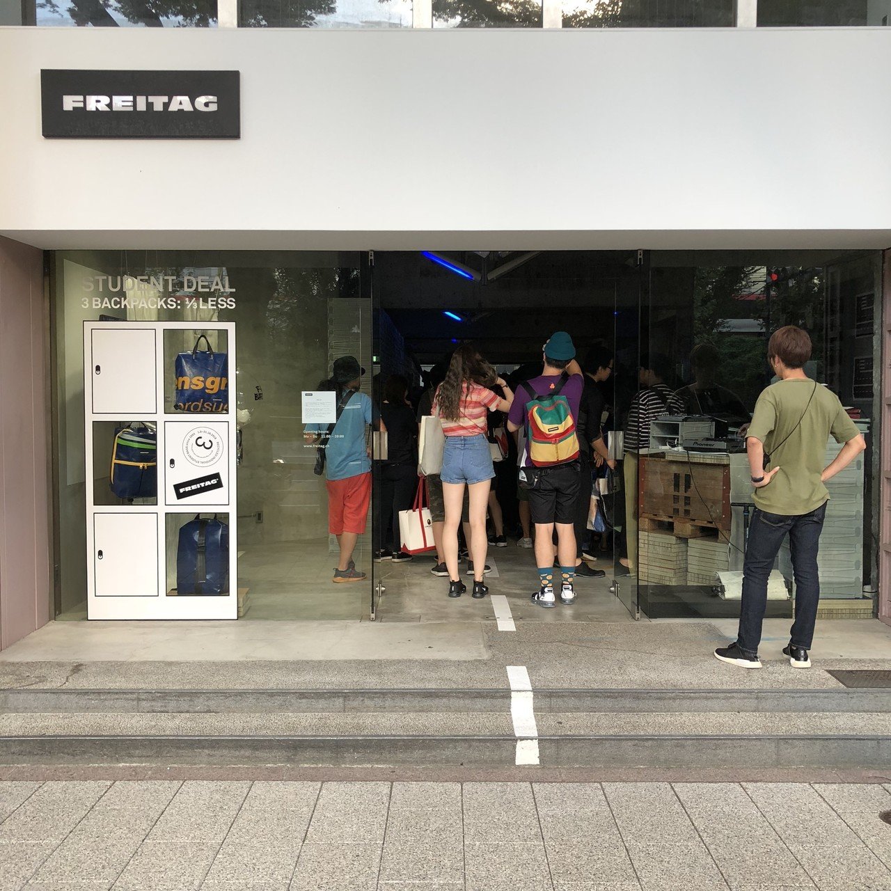 FREITAG 渋谷リューアルオープンイベント カップ FREITAG Store