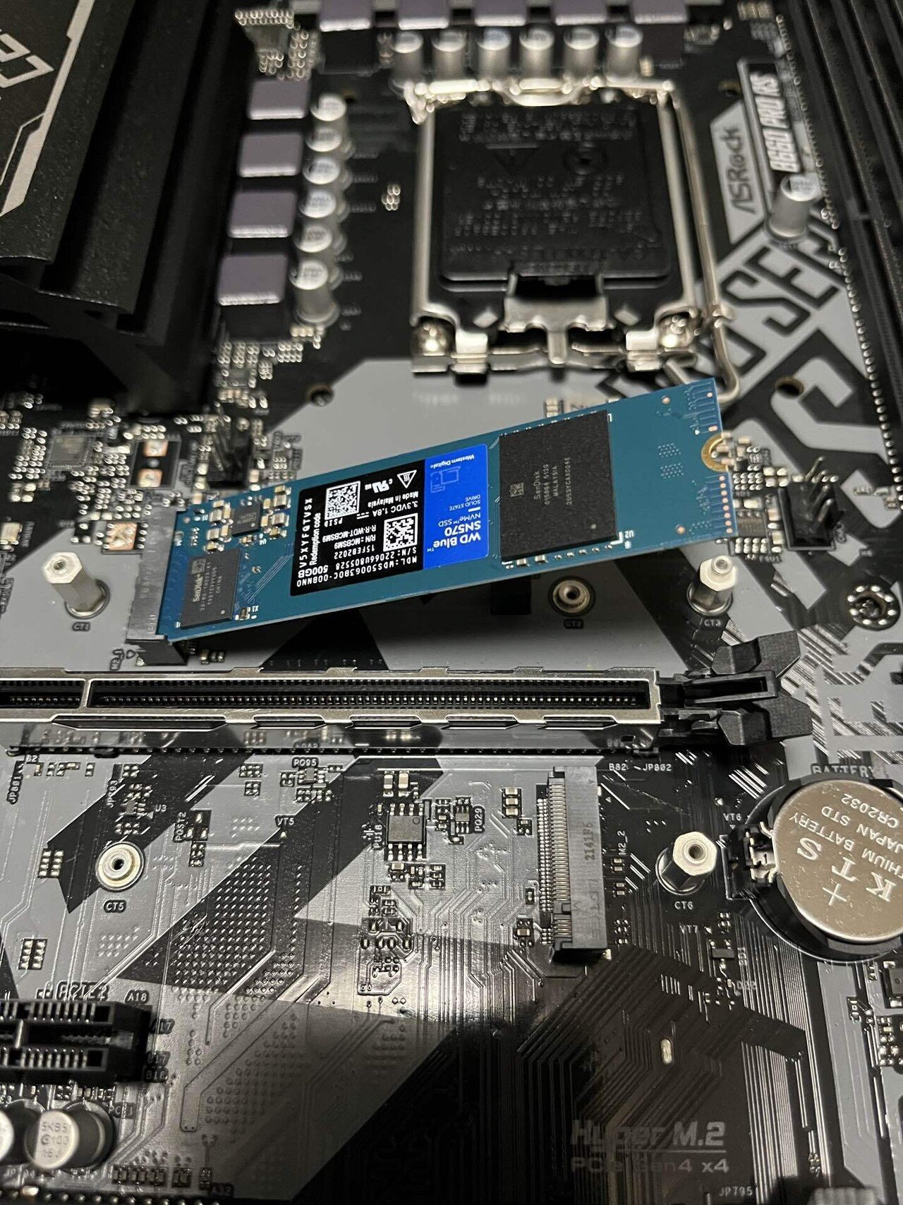 B660M Pro RS (LGA 1700曲げ止め金具付き) ASRock > B660M Pro RS