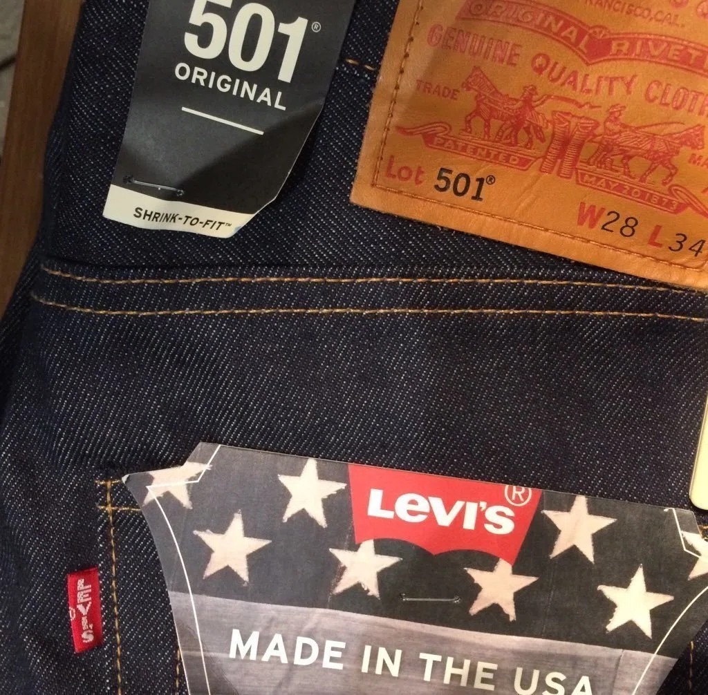 ライトオンのリーバイス501赤耳リジッドのメイドインUSAは、もうビッグ 