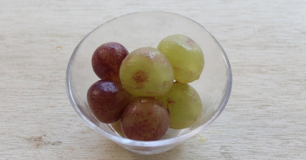 ぶどうの皮を早く剥く方法 あと桃も 樋口直哉 Travelingfoodlab Note