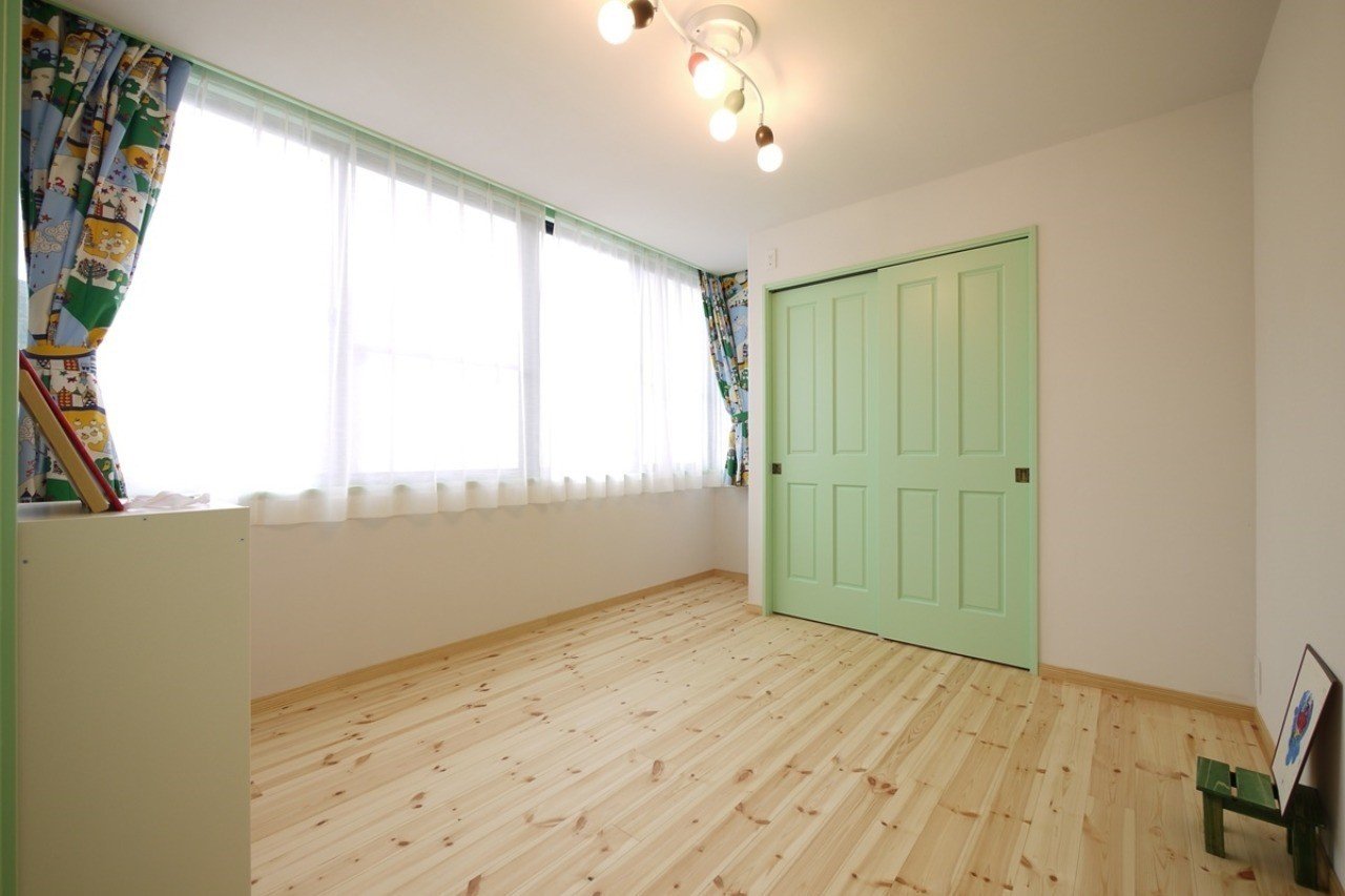 ミントグリーン インテリアの子ども部屋 みゆう ママ建築士 Note