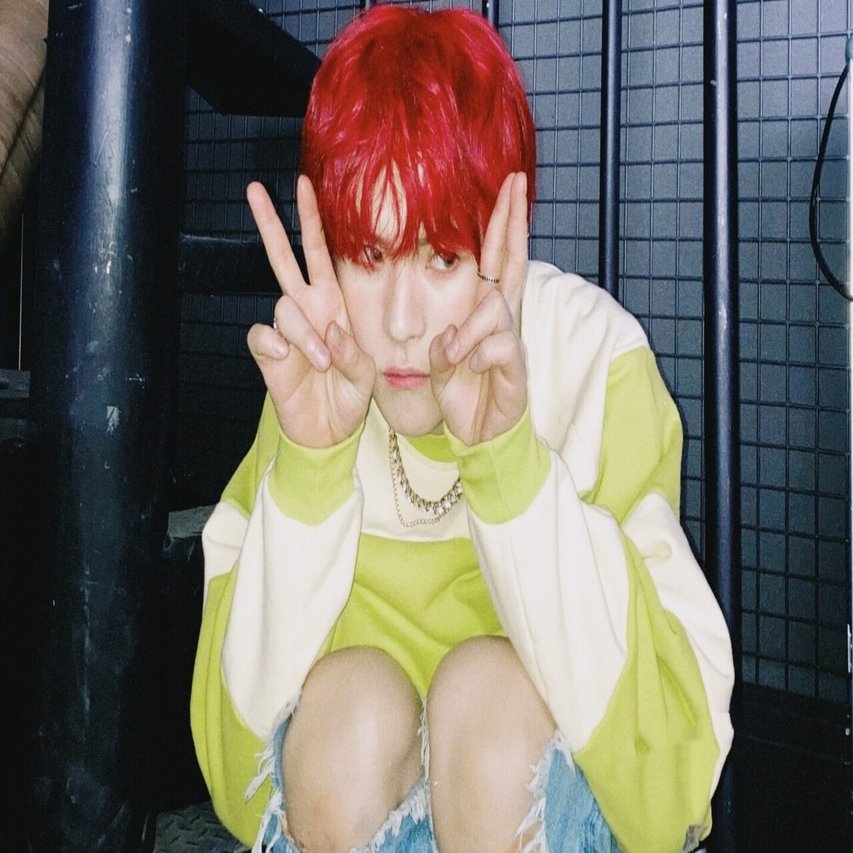 世界の隅で1人で泣く人がいないように君の優しさが世界を丸くしたんだ｜.