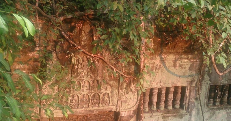東南アジアの風景 (154) カンボジア｜ベンメリア｜未修復の遺跡が胸を打つ