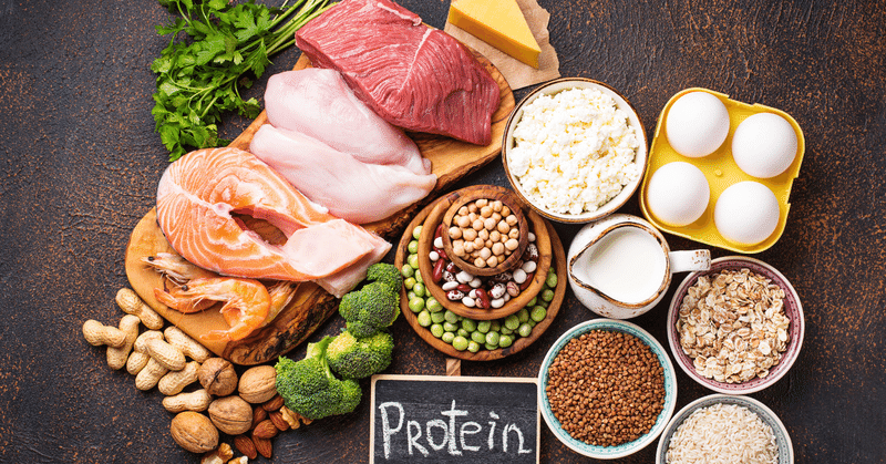 朝のタンパク質は筋肉量を最も増やす効果あり