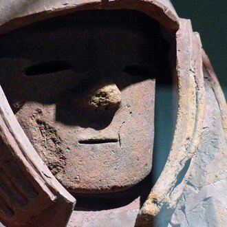 Ռոշանակ (Roshanak, 𐎼𐎧𐏁𐎴)