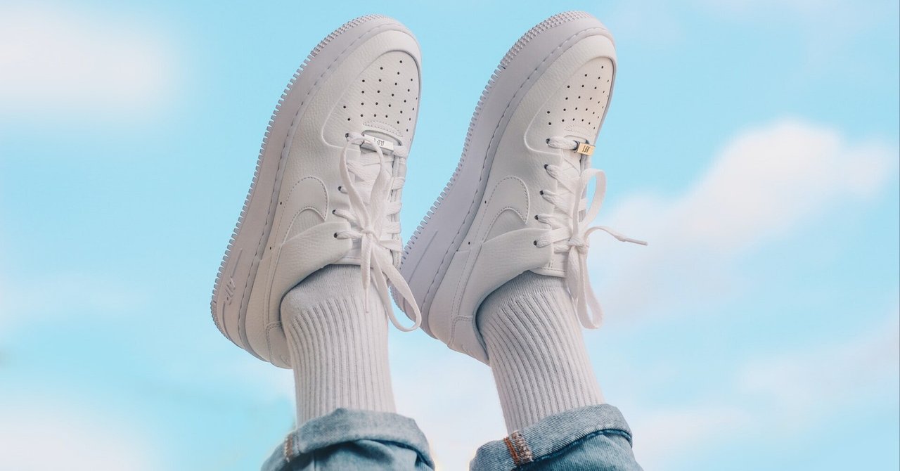 ナイキ創業者 フィル・ナイト 直筆サイン ベケット社鑑定 SHOE DOG