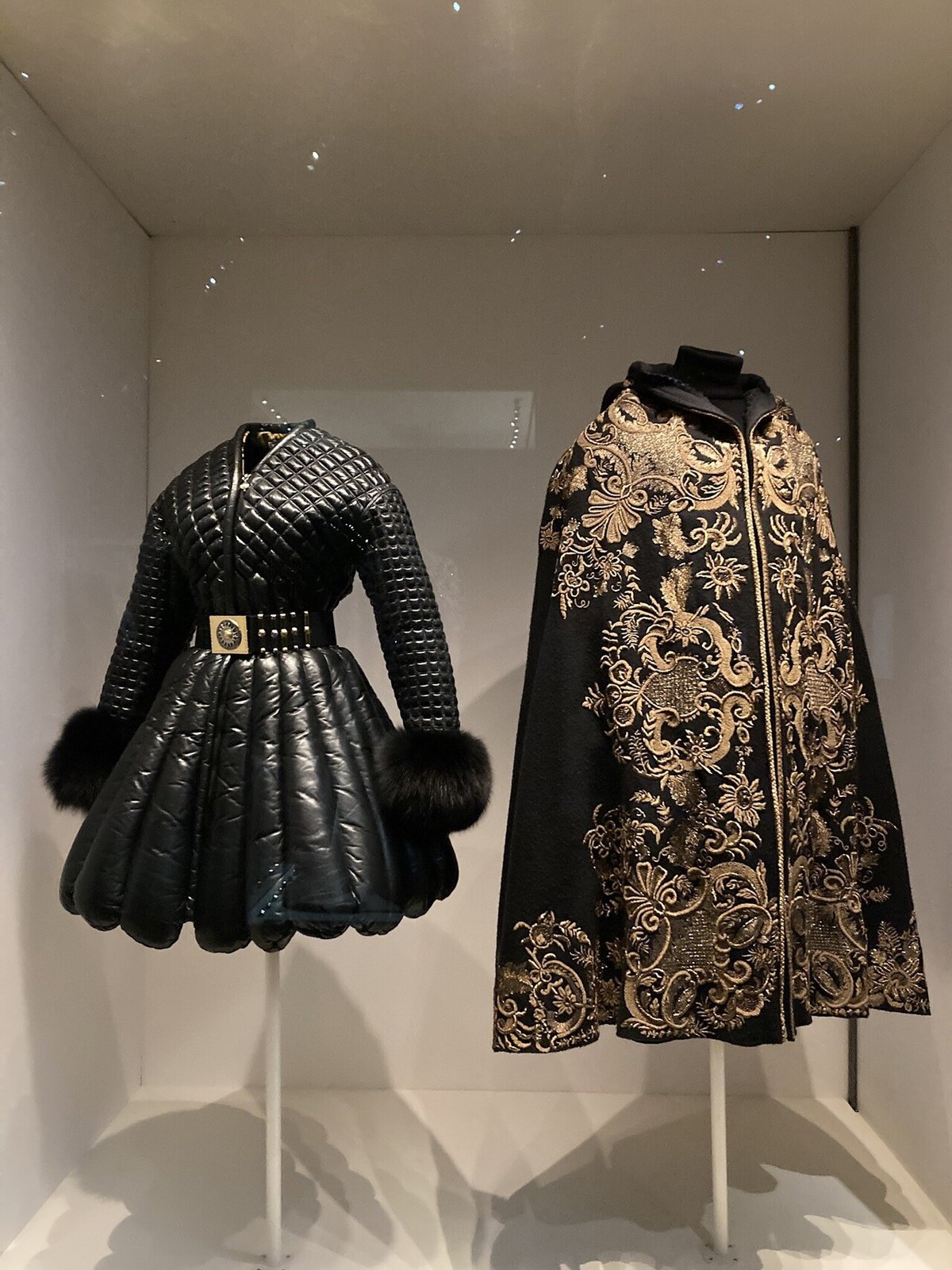 90's モード古着 GIANNI VERSACE ゴールドメタリックスカート 【公式通販】