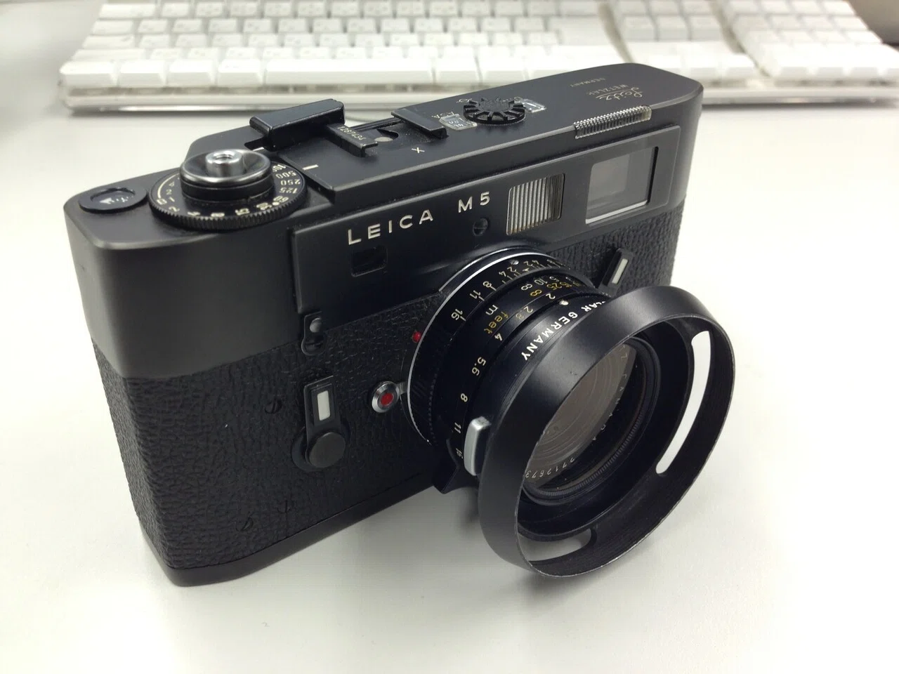 現行モデルと第二世代モデルのSummicron-M 35mm F2を無理やり比較