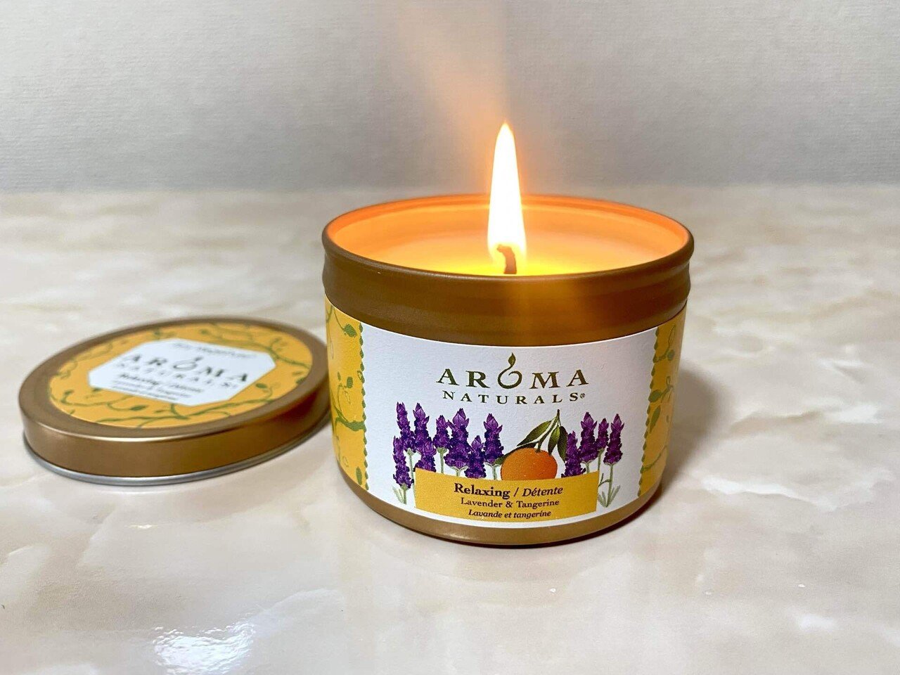 iHerbのおすすめキャンドル】AROMANATURALSの、Relaxing｜佐藤 羽夏