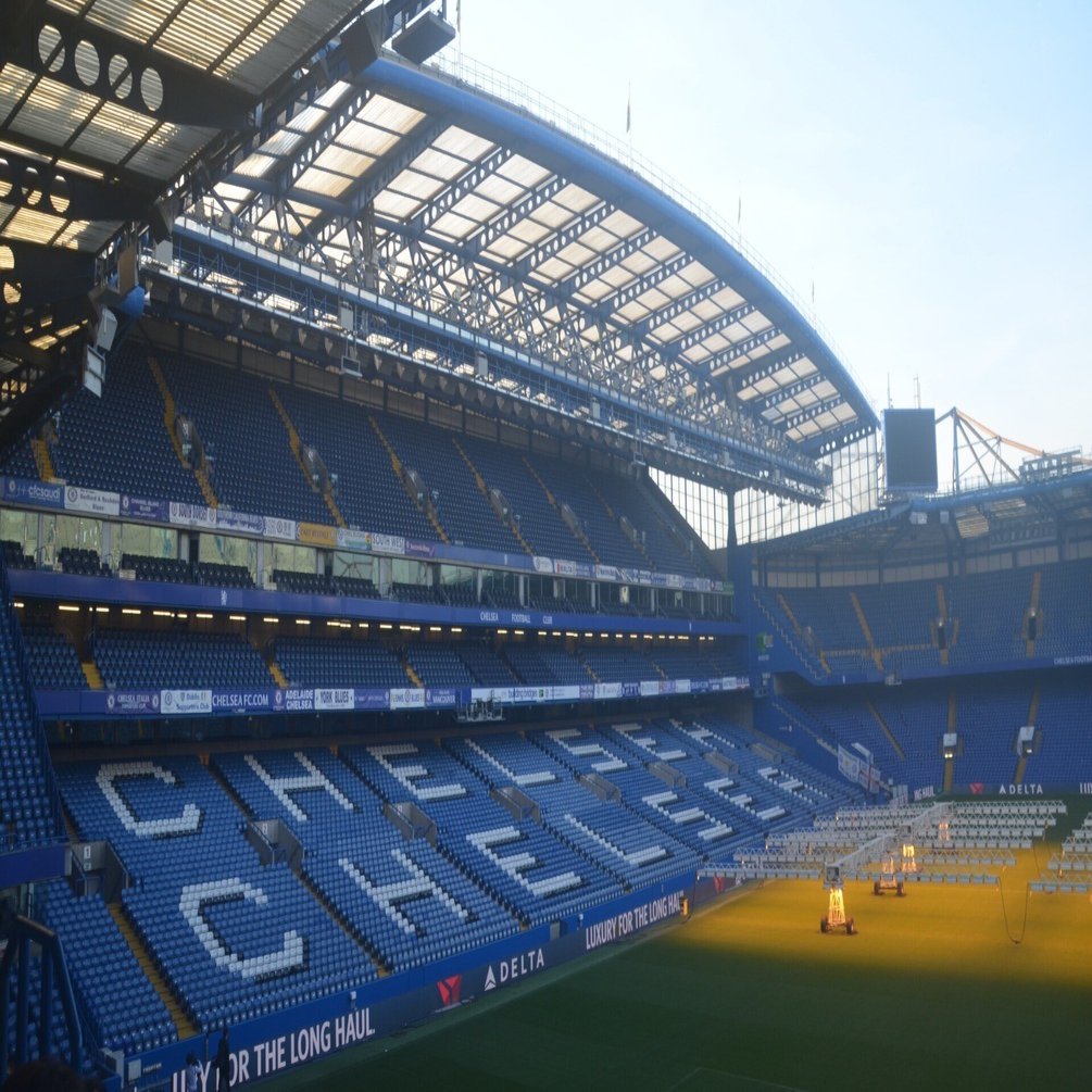 チェルシー】スタンフォードブリッジの見学ツアーに参加｜yam