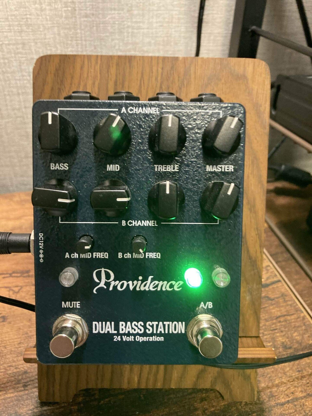 providence DBS-1 ベースプリアンプ-