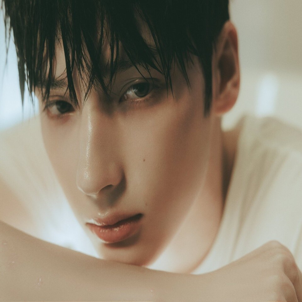 TXT Thursday'sChild Target ラキドロ ヒュニンカイ A TXT Thursday'sChild Target ラキドロ ヒュニンカイ B - メルカリ