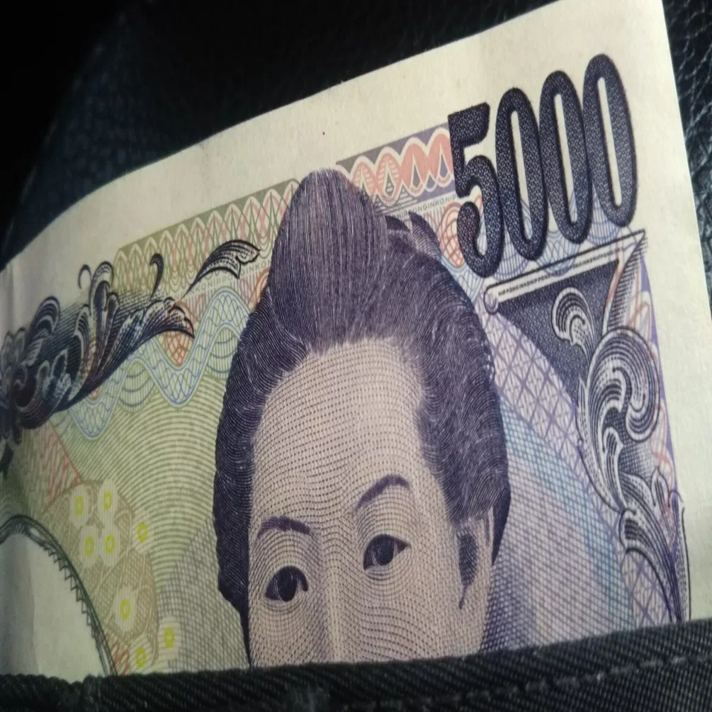 新渡戸稲造 5000円札 大蔵省 黒 1桁 ピン札 : yuuhiflower - 通販 