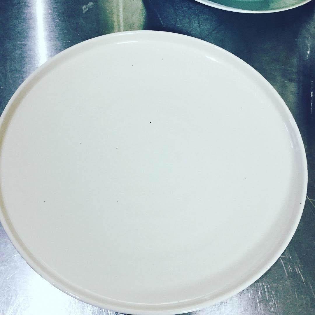 廣州窯（KWANGJUYO）の器たち｜小原 亮