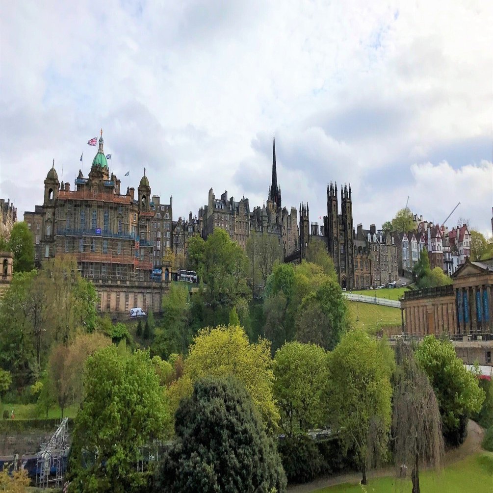 旅【エディンバラ編】旧市街を歩く｜山口もも