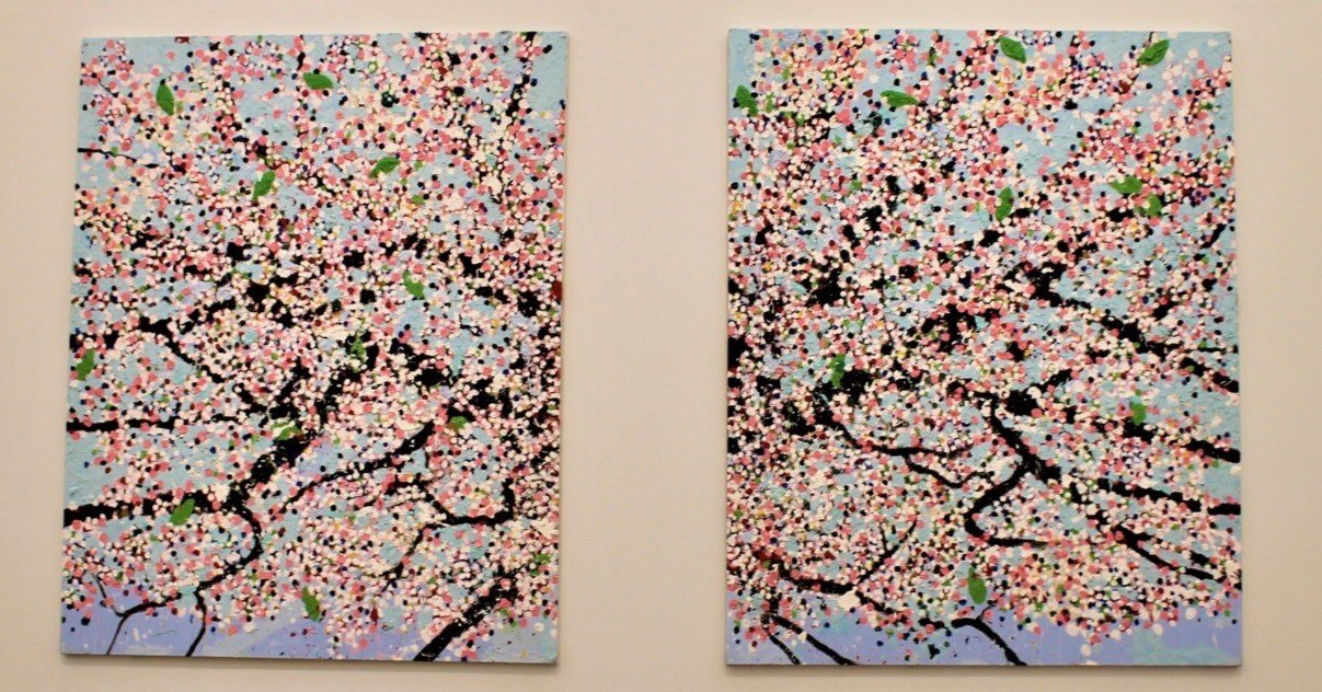 満開で時間が止まった永遠の春。ダミアン・ハーストの「桜」(国立新