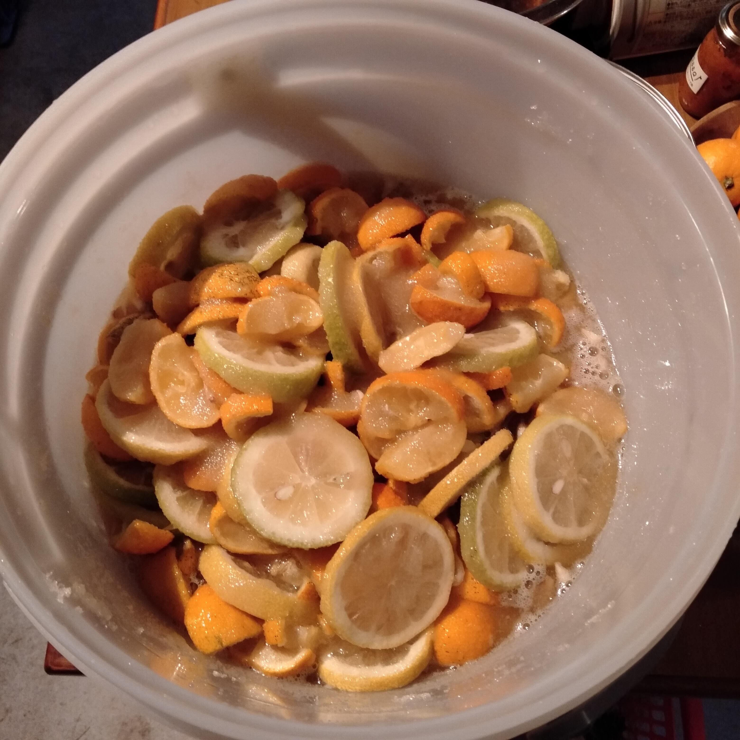 醗酵バケツで酵素シロップ仕込み 調味料革命家ぴきにき未希 Note 醗酵バケツで酵素シロップ仕込み 調味料革命家ぴきにき未希 Note