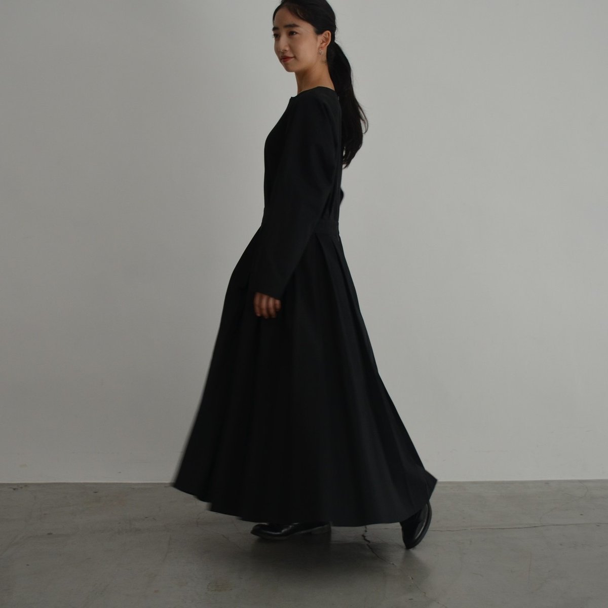 9/25販売開始] THE DRESS #02 [美しきボックスプリーツ、襲来]｜マール  