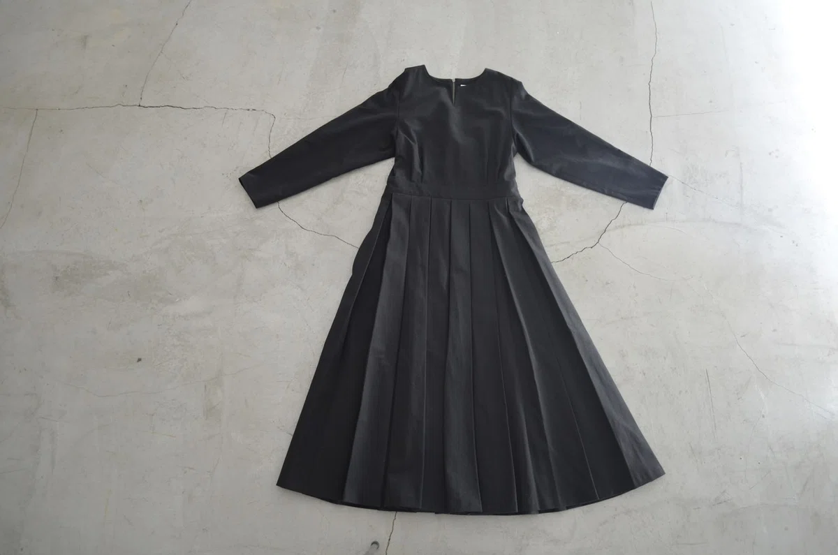 9/25販売開始] THE DRESS #02 [美しきボックスプリーツ、襲来]｜マール 