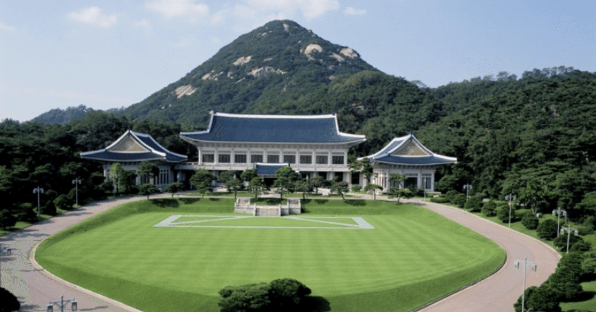 金泳三大統領と青瓦台の人々: 韓国政治の構造 | ユン 昶重, 平井