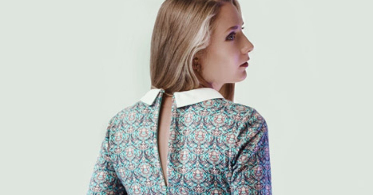 駅で見かけた ワンピースの背中がファスナー 全開のうら若き女性 この方に 声を掛けるべきなのか それとも掛けぬべきなのか きっと若きウェイテルがおっさんになったとしても悩んだであろうこの命題に ぼくは答 谷中五郎 仮 Note