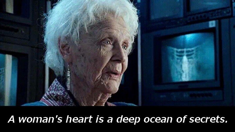 TITANIC タイタニック James Cameron　ジェームズ・キャメロン　ROSE DAWSON ローズ　A WOMAN'S HEART IS A DEEP OCEAN OF SECRETS 女の心は秘密だらけの深海